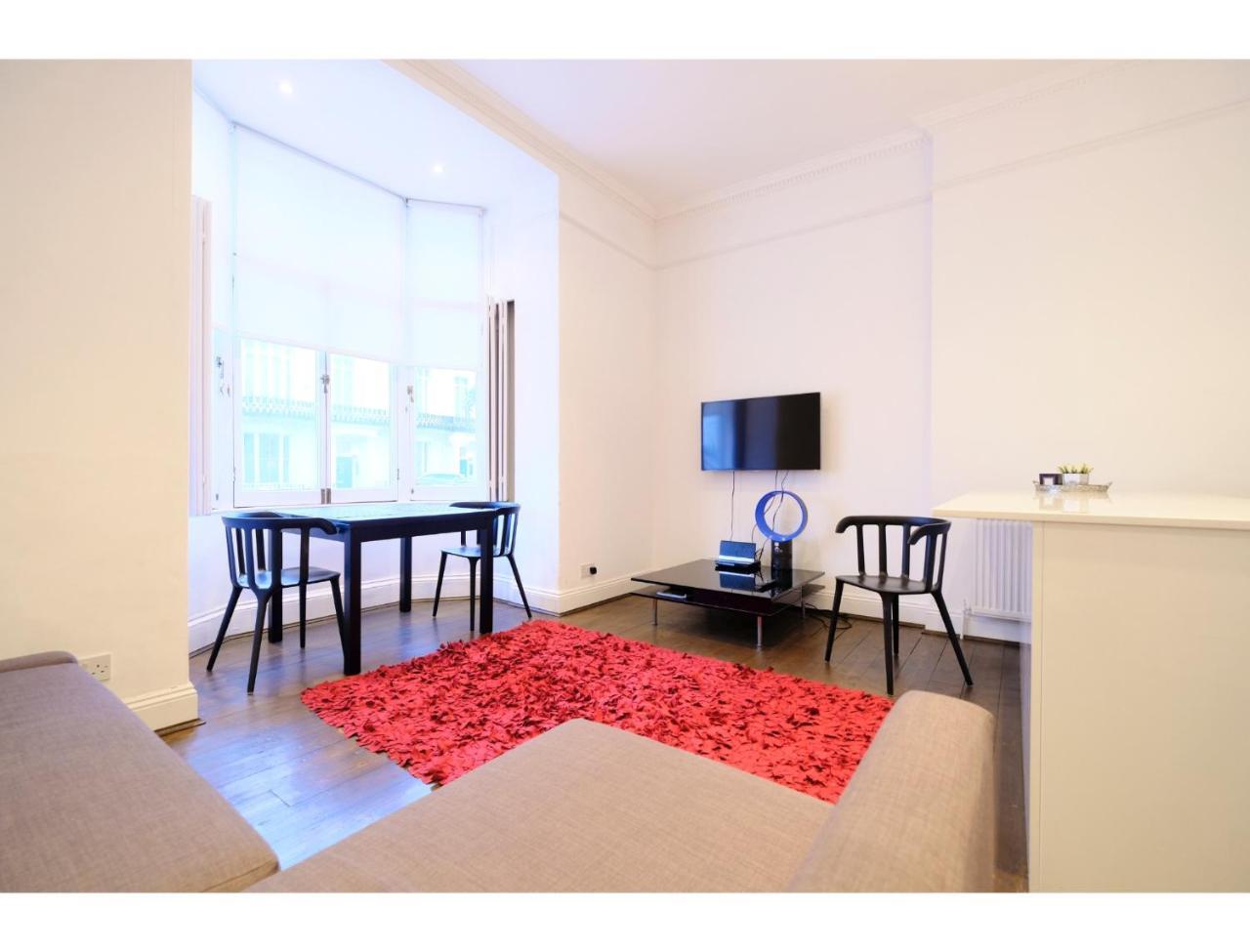 Edgware Rd, Paddington Spacious Apartment Sleeps 4 London Exterior photo