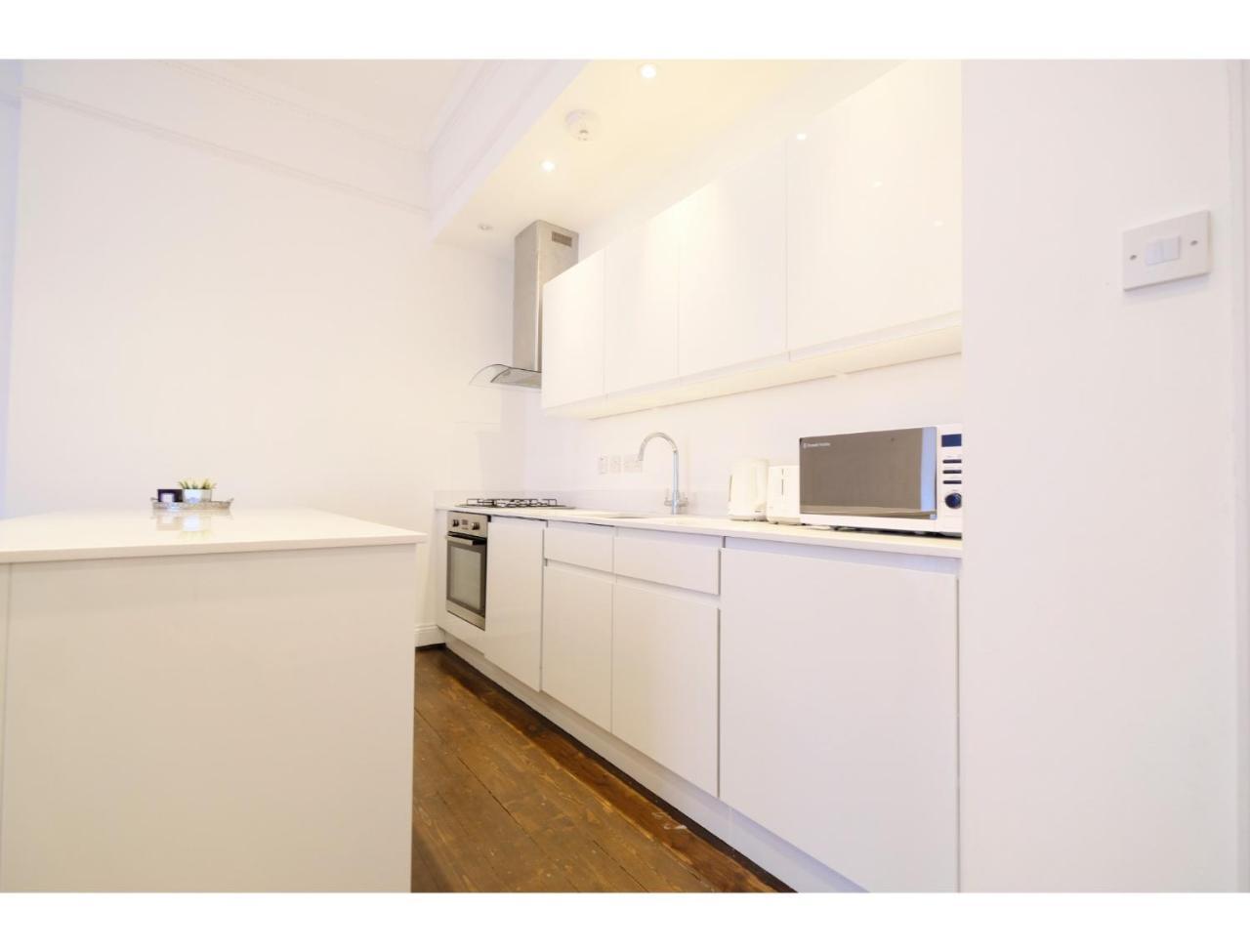 Edgware Rd, Paddington Spacious Apartment Sleeps 4 London Exterior photo