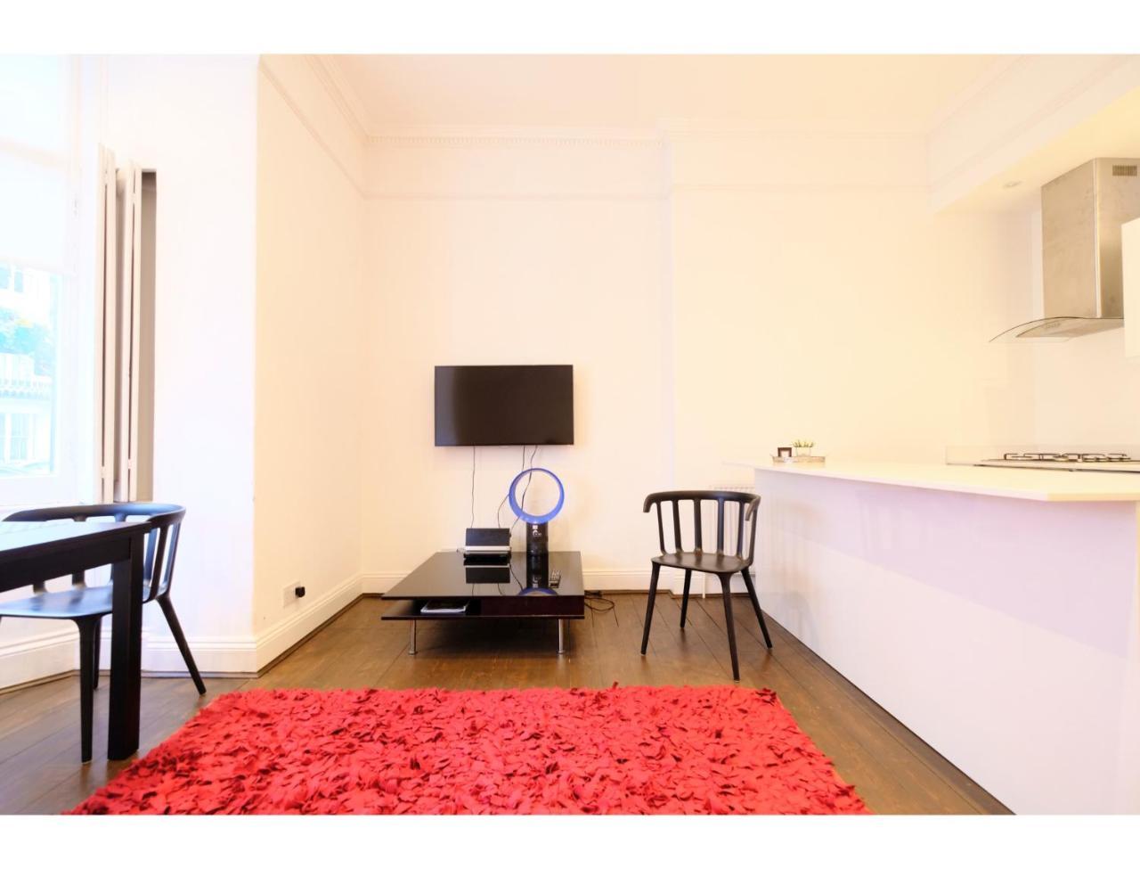 Edgware Rd, Paddington Spacious Apartment Sleeps 4 London Exterior photo